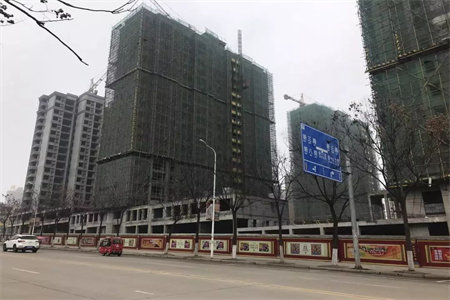 善南小区中间楼层简单装修3室1厅1卫83万83m2出售